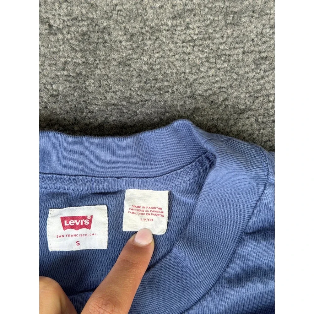 Levis Mens Small Blue Rainbow Embroidered Logo Short Sleeve Cotton T-Shirt